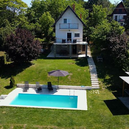 הוילה Krcedin Family House מראה חיצוני תמונה